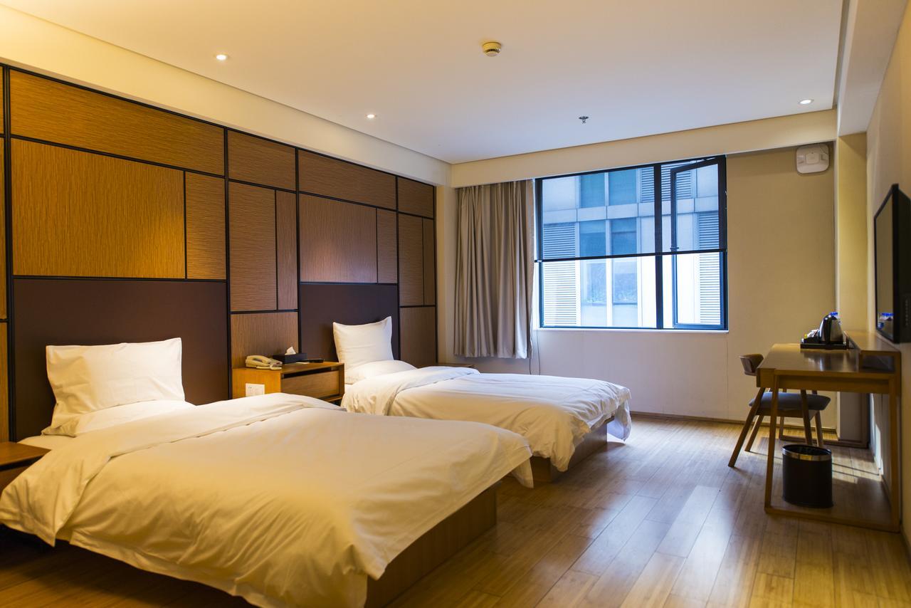 Ji Hotel Lujiazui Babaiban Shanghái Exterior foto
